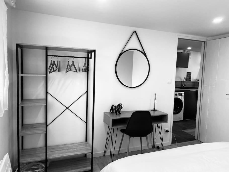 L'Atelier D'Emilie Apartamento Bessines Exterior foto